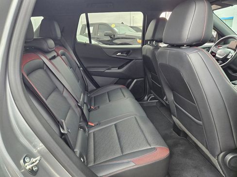 Used 2025 Chevrolet Equinox RS image 18