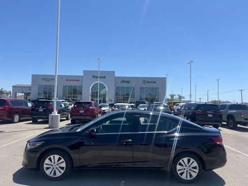 Used 2024 Nissan Sentra S FWD image 5