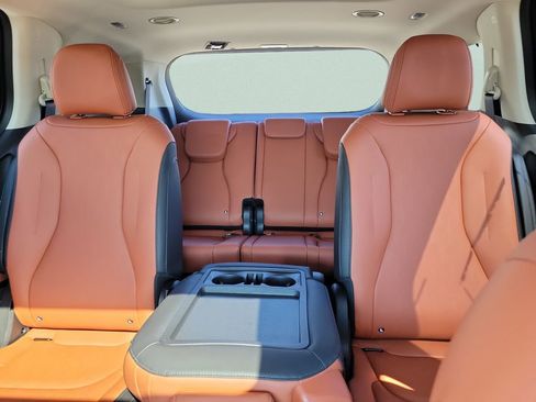New 2026 Kia Carnival SX FWD image 13