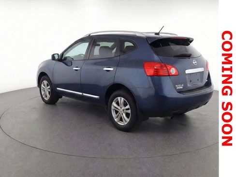 Used 2015 Nissan Rogue S w/ Convenience Package image 4