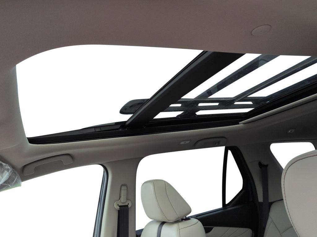New 2026 Honda Pilot Touring image 13