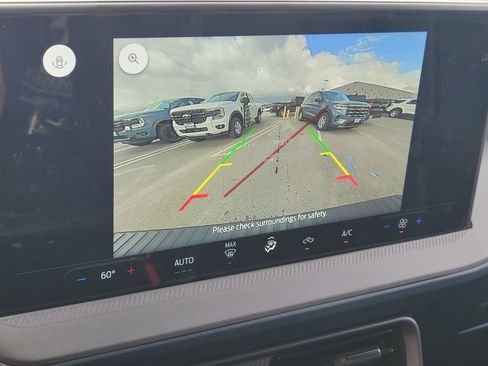 New 2025 Ford Maverick XL image 17