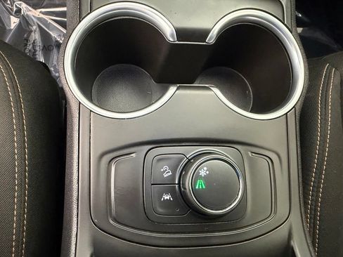 Used 2020 GMC Terrain SLE FWD image 48