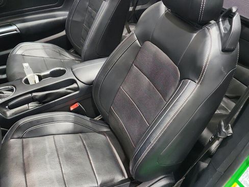 Used 2019 Ford Mustang GT Premium w/ GT Performance Package RWD image 26