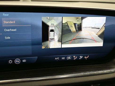 Used 2024 Buick Envision Preferred image 35