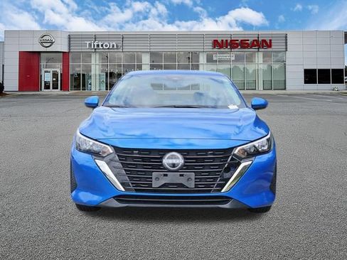 Certified 2024 Nissan Sentra SV FWD image 2