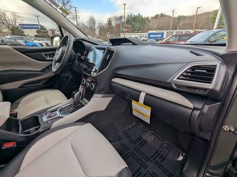 Used 2023 Subaru Forester Limited image 25
