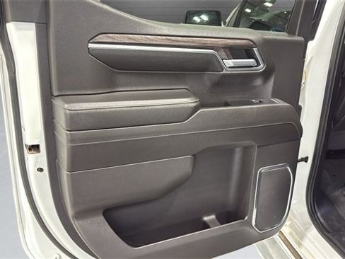 Used 2022 Chevrolet Silverado 1500 LTZ w/ Z71 Off-Road Package image 28