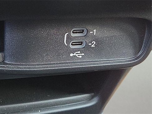 New 2026 Chrysler Pacifica Select image 18