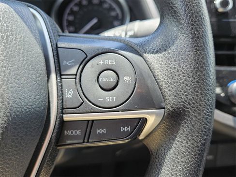 Used 2023 Toyota Camry LE image 20