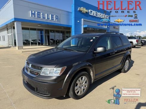 Used 2017 Dodge Journey SE FWD image 1