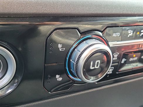 Used 2023 GMC Sierra 1500 Elevation image 34