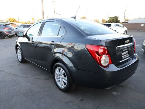 Used 2016 Chevrolet Sonic LT w/ Driver Confidence Package FWD image 6