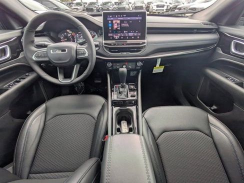 New 2026 Jeep Compass Latitude AWD/4WD image 13