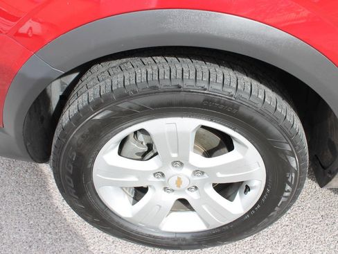Used 2013 Chevrolet Captiva Sport LS image 14