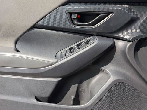 Certified 2024 Subaru Crosstrek 2.0i Premium image 25