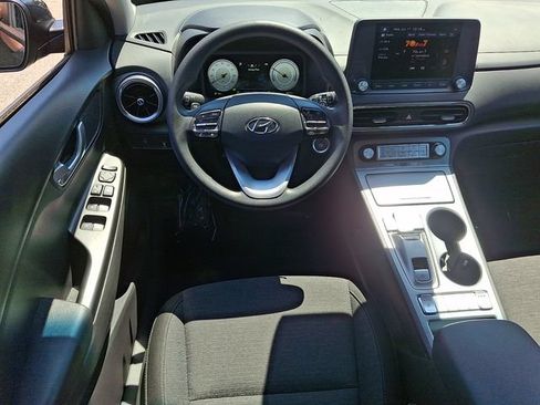 Used 2023 Hyundai Kona SE FWD image 13