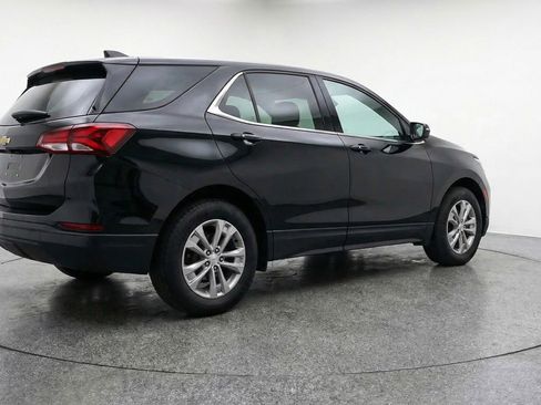 Used 2025 Chevrolet Equinox LT image 9