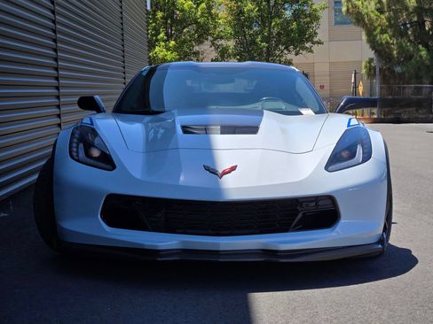 Used 2018 Chevrolet Corvette Grand Sport w/ Carbon 65 Edition RWD image 10