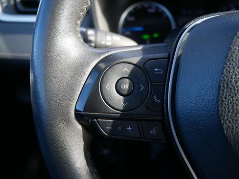 Certified 2020 Toyota RAV4 XLE w/ Convenience Package image 28