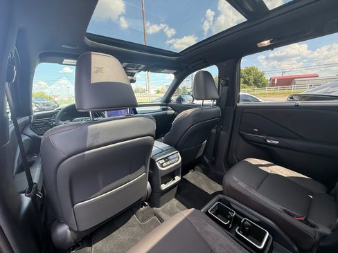Used 2026 Lexus TX 350 AWD w/ Technology Package image 19