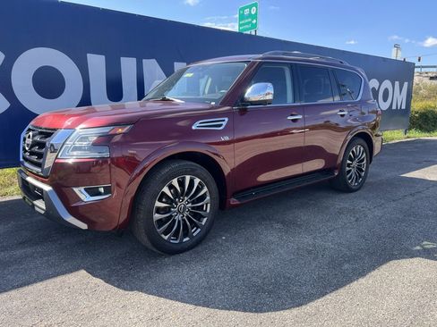 Used 2022 Nissan Armada Platinum w/ Captain's Chairs Package image 3