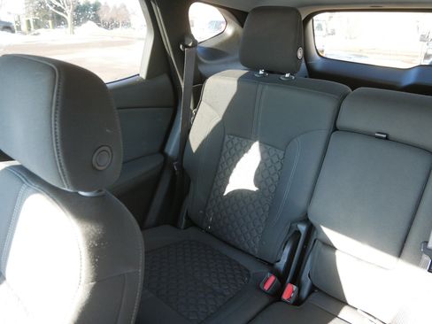 Used 2019 Chevrolet Blazer LT image 12