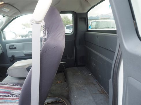 Used 2006 Dodge Dakota ST image 16