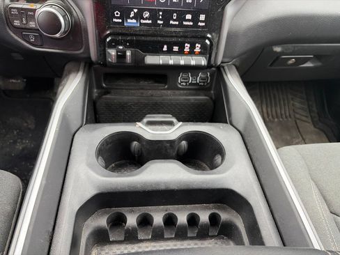 Used 2023 RAM 1500 Big Horn AWD/4WD image 40
