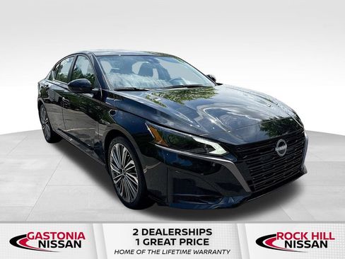 New 2026 Nissan Altima 2.5 SV w/ SV Premium Package FWD image 1