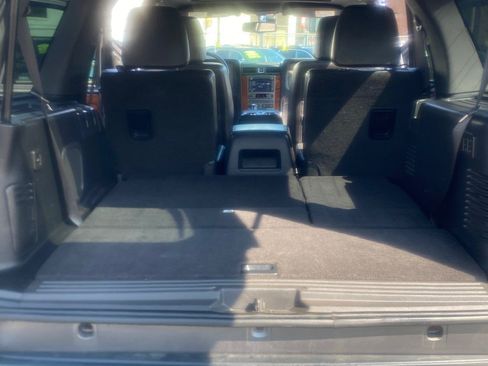 Used 2013 Lincoln Navigator 4WD w/ HD Trailer Tow Pkg image 10
