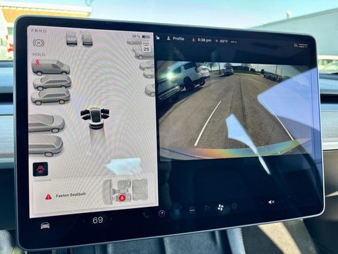 Used 2021 Tesla Model 3 Long Range AWD/4WD image 25
