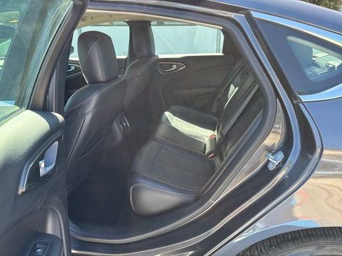 Used 2015 Chrysler 200 C w/ Navigation & Sound Group I image 18