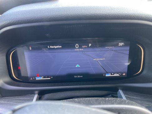 Used 2024 Jeep Wagoneer L Series II image 6