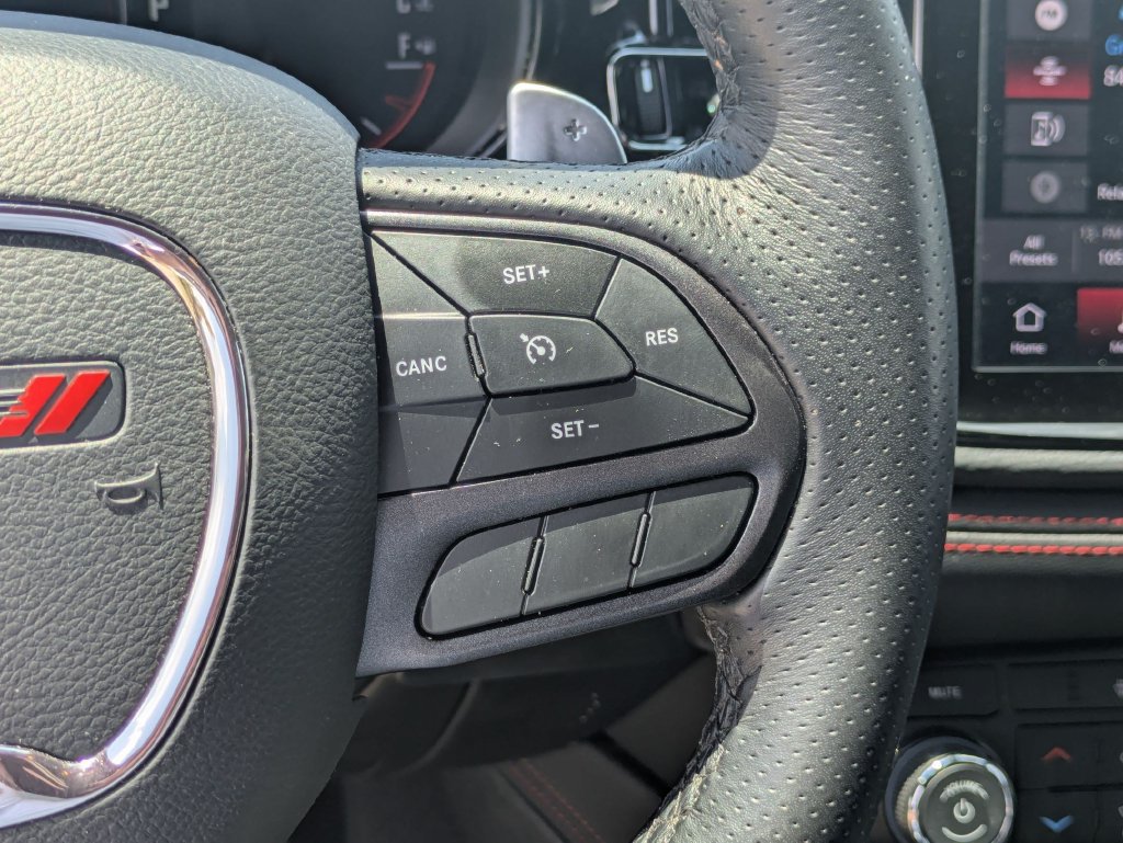 Used 2025 Dodge Durango GT RWD image 19