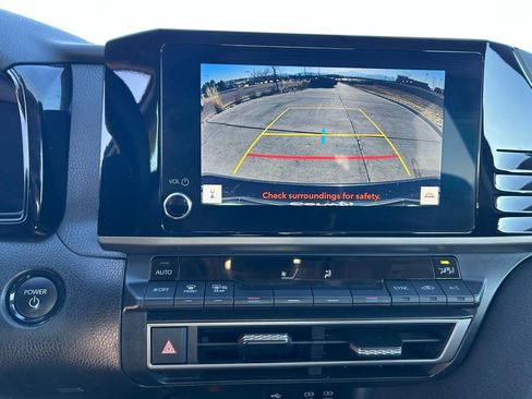 Used 2025 Toyota Camry LE image 22