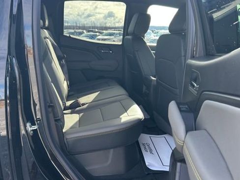 New 2026 Chevrolet Colorado ZR2 AWD/4WD image 39