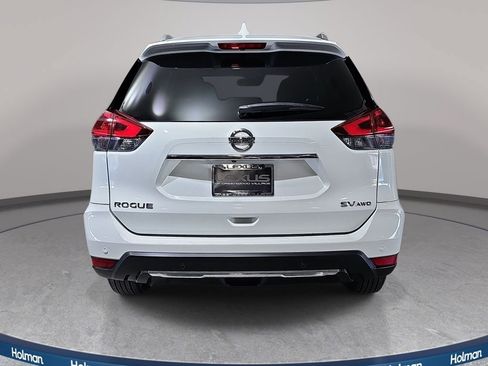 Used 2020 Nissan Rogue SV AWD/4WD image 7
