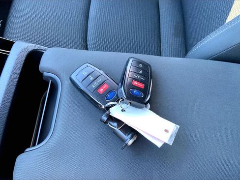 Used 2023 Subaru Solterra AWD image 33