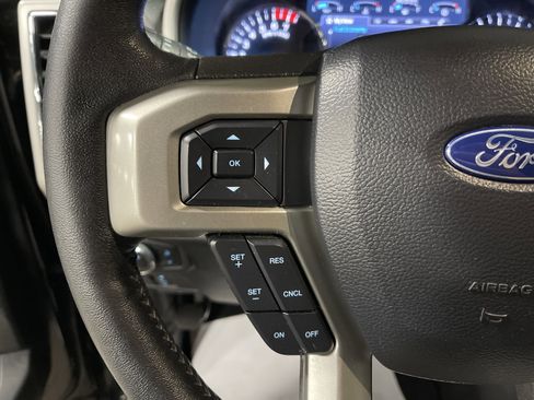Used 2020 Ford F250 Lariat image 19