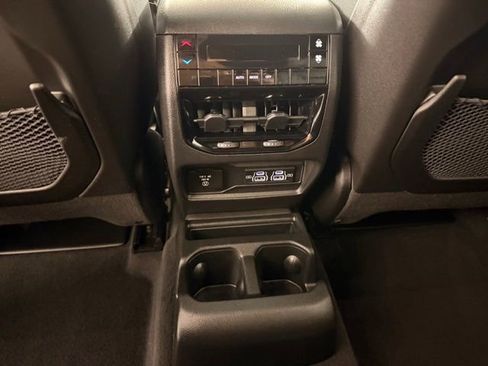 Used 2023 Jeep Grand Cherokee L Laredo AWD/4WD image 31