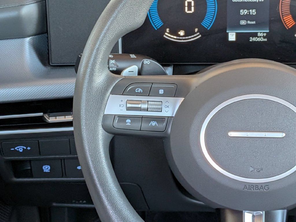 Used 2025 Hyundai Sonata SEL FWD image 14