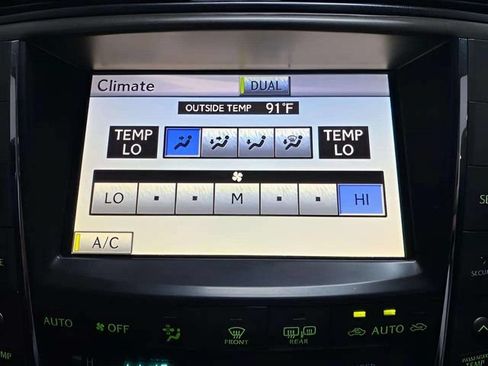 Used 2011 Lexus IS 350C w/ Luxury Pkg RWD image 48
