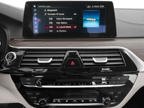 Used 2018 BMW 530i RWD image 4