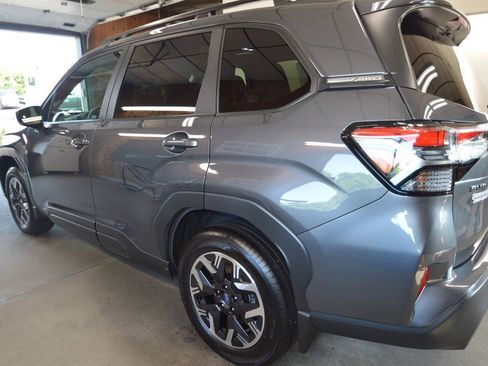 Used 2026 Subaru Forester Premium w/ Base/Premium Package AWD/4WD image 19