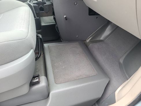 Used 2008 Chrysler Town & Country Touring w/ Trailer Tow Group FWD image 22