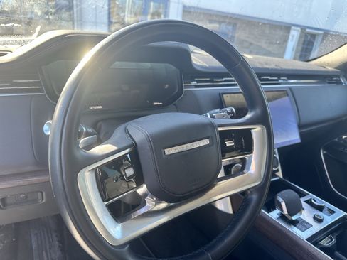 Used 2023 Land Rover Range Rover SE image 15