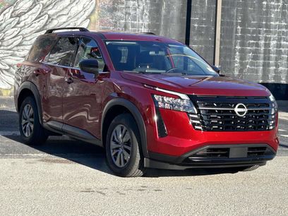 Used 2026 Nissan Pathfinder SV
