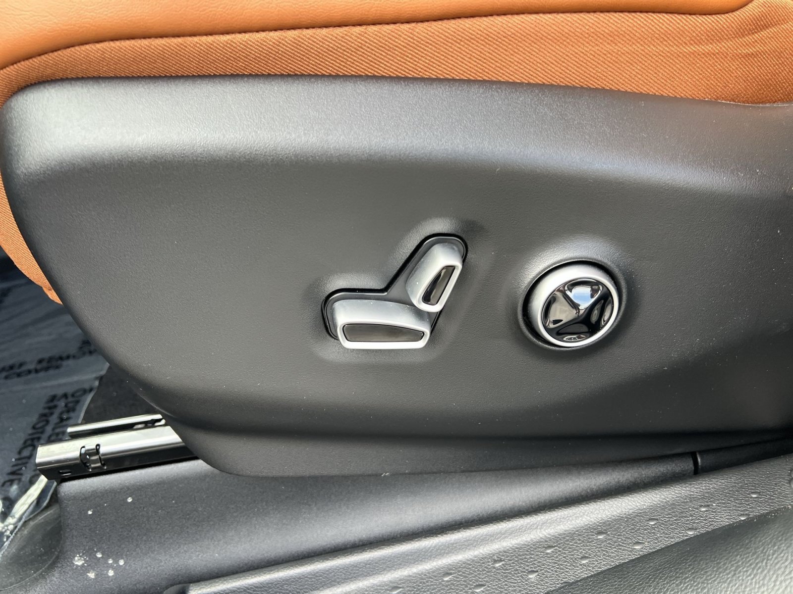 Used 2026 Chrysler Pacifica Pinnacle FWD image 14