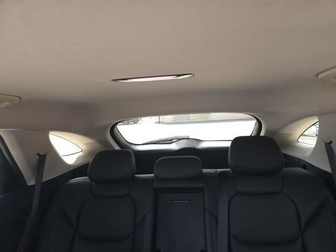 Used 2025 Genesis GV70 2.5T AWD/4WD image 11